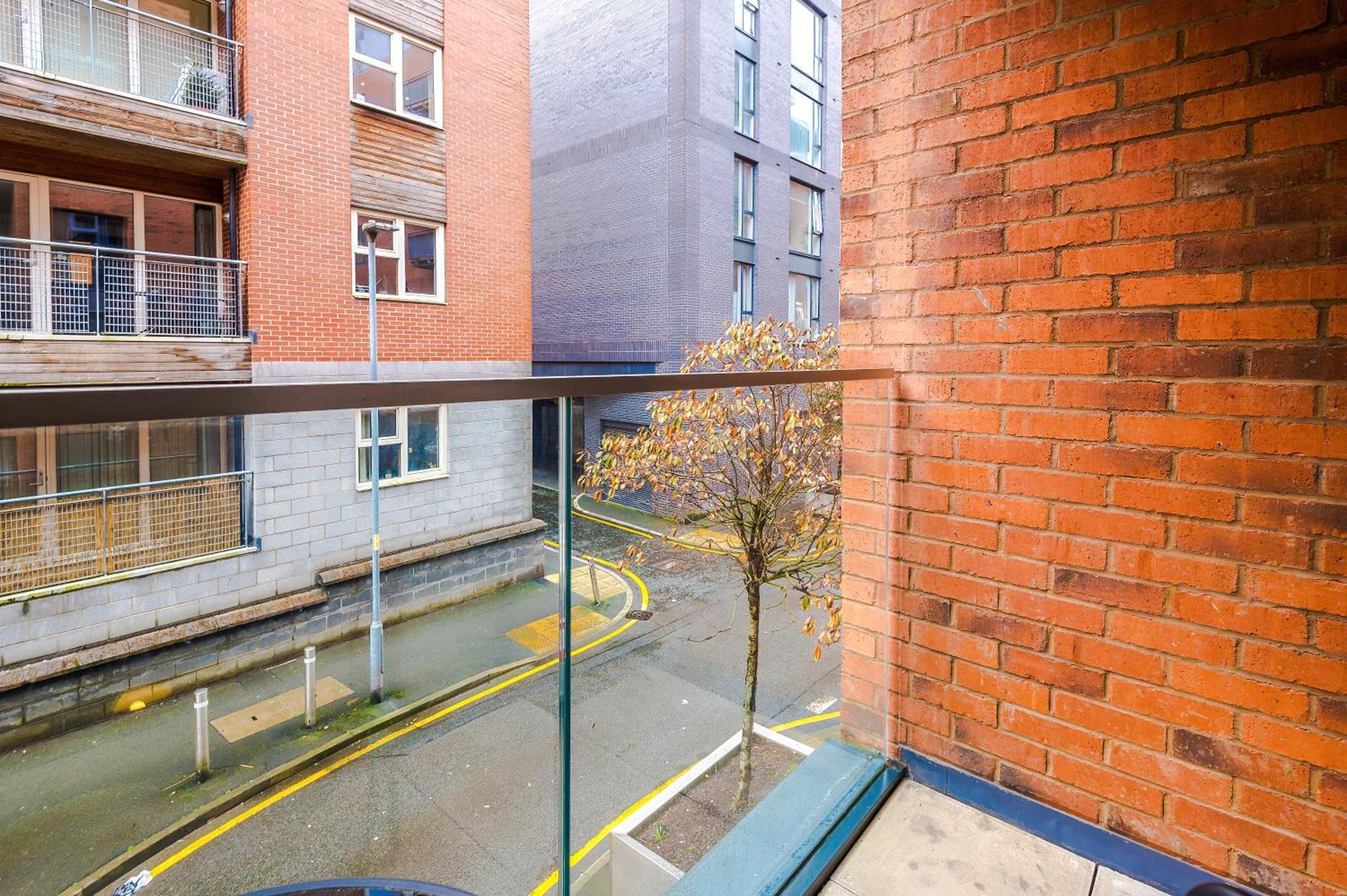 Hilltop Serviced Apartments- Northern Quarter Manchester Exterior foto